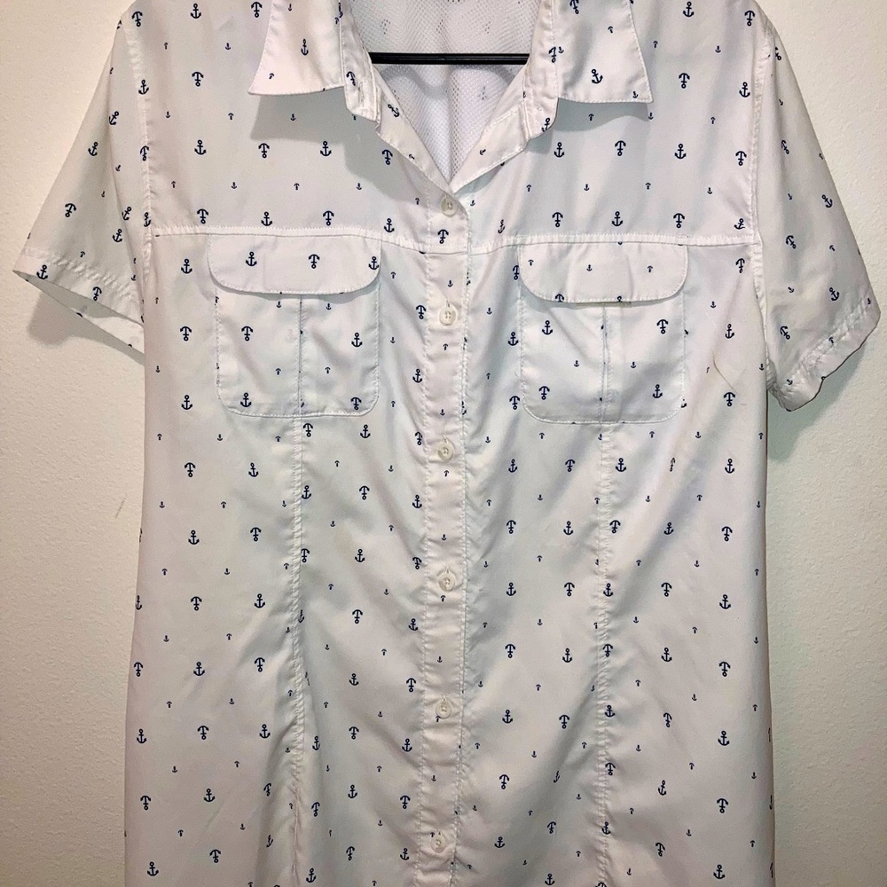 Magellan button down